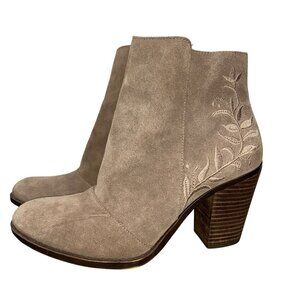 Lucky Brand Eleanor Taupe Suede leather Ankle Boots Embroidered Detail Stacked 9